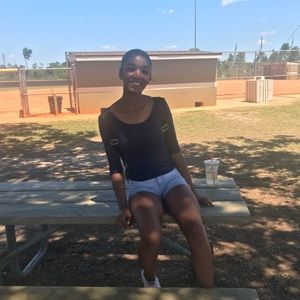 Meet your Posher, Yeralee